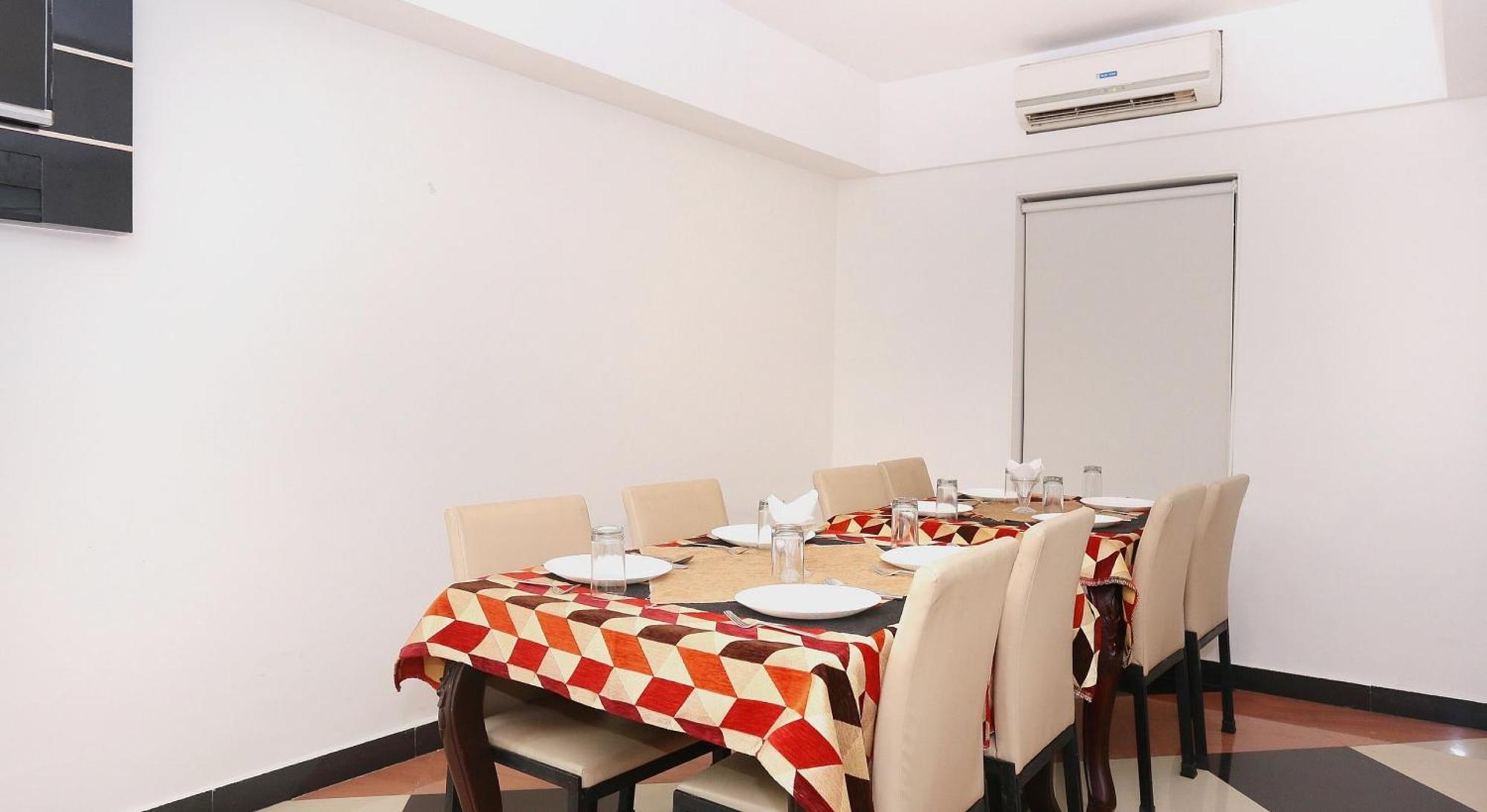 Super Townhouse Dona Castle Hotel Kollam Exterior foto