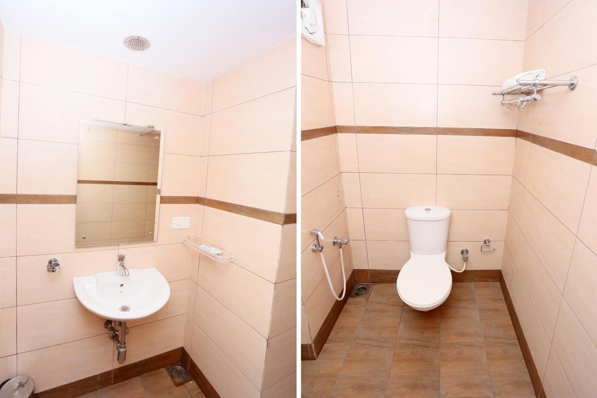 Super Townhouse Dona Castle Hotel Kollam Exterior foto